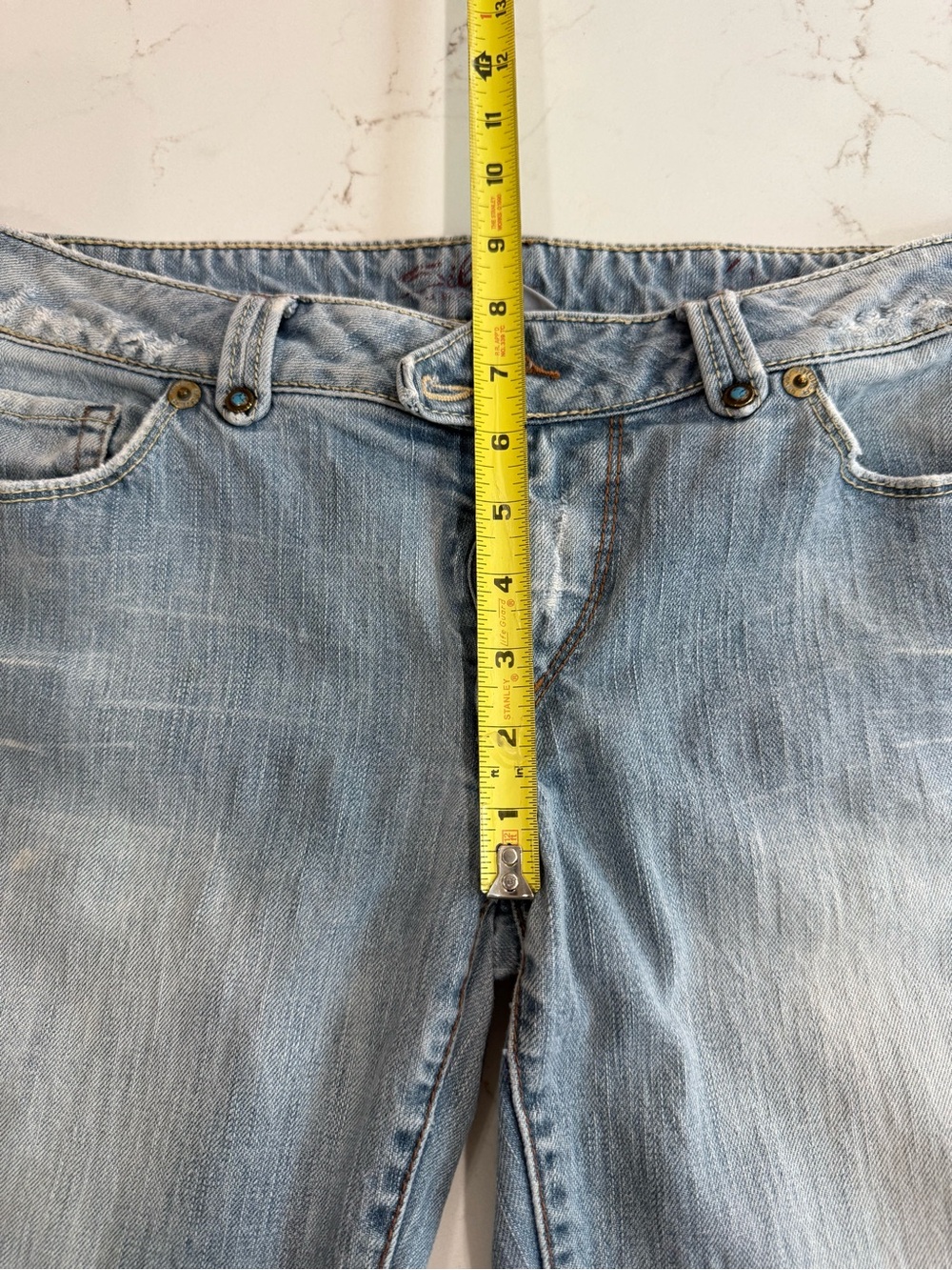 Women's Vintage Silver Jeans Bootcut with Signature Pocket Stitch Size 32/35 - Picture 15 of 16